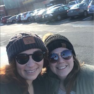 Meet your Posher, Tara